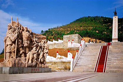 編制長征國家文化公園建設(shè)保護(hù)規(guī)劃，積極促進(jìn)吳起縣紅色旅游大發(fā)展