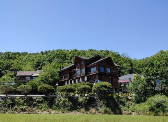 298個(gè)！文化和旅游部公示新一批全國(guó)鄉(xiāng)村旅游重點(diǎn)村鎮(zhèn)（鄉(xiāng)）名單